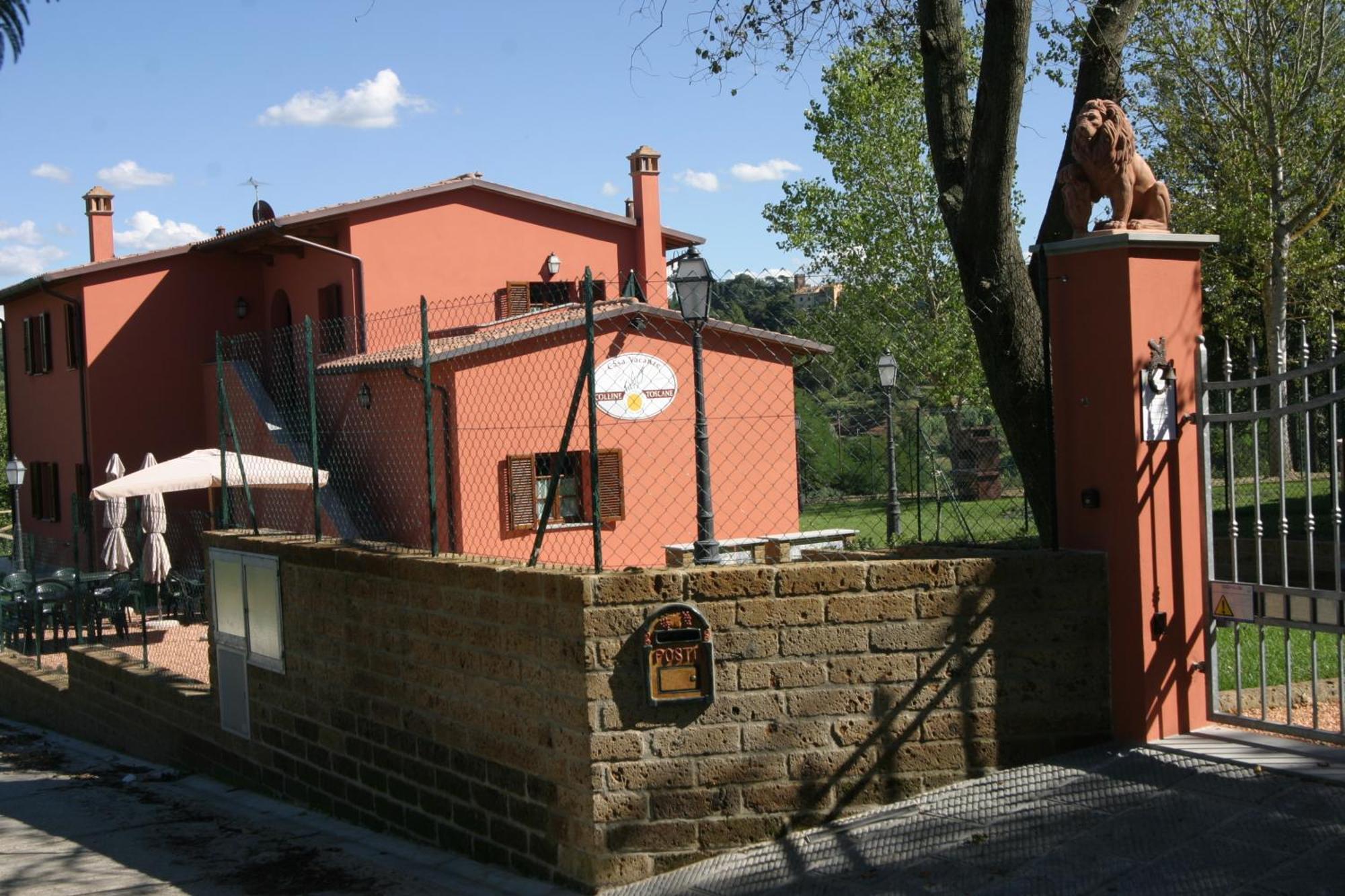 La Bettola Tavern Rooms Restaurant Montopoli in Val dʼArno Exteriör bild